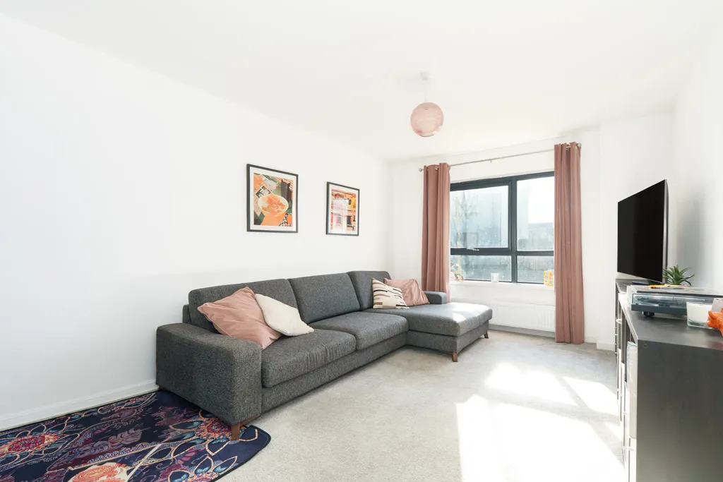 Property photo 3 of 21