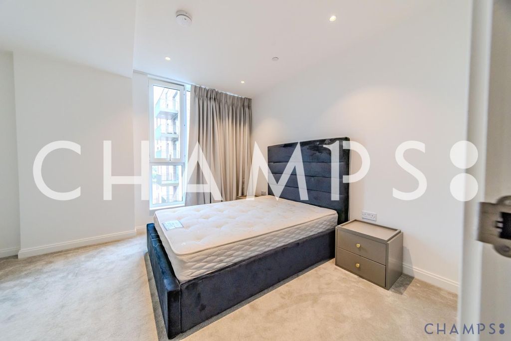 Property photo 3 of 7 Gallery