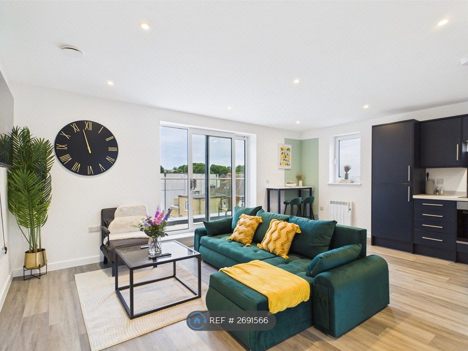 Property photo 1 of 23