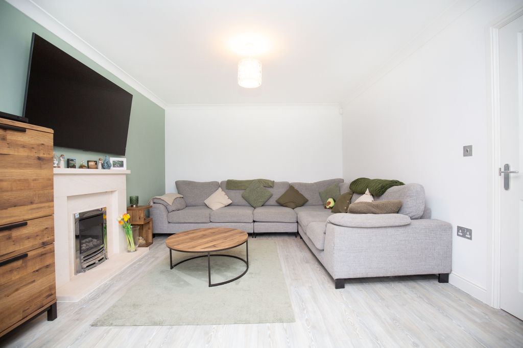 Property photo 3 of 37 Mw-9841