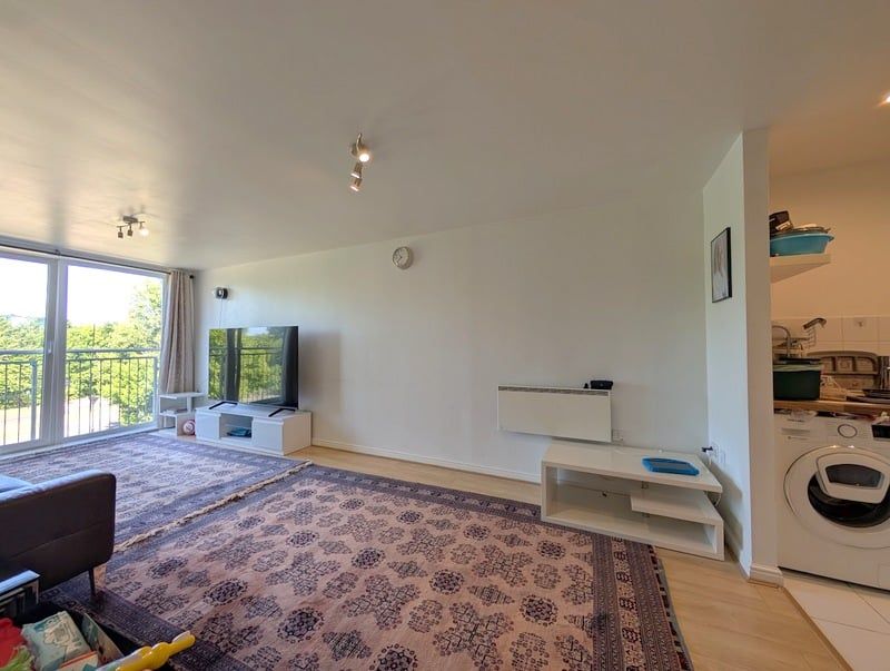 Property photo 2 of 7