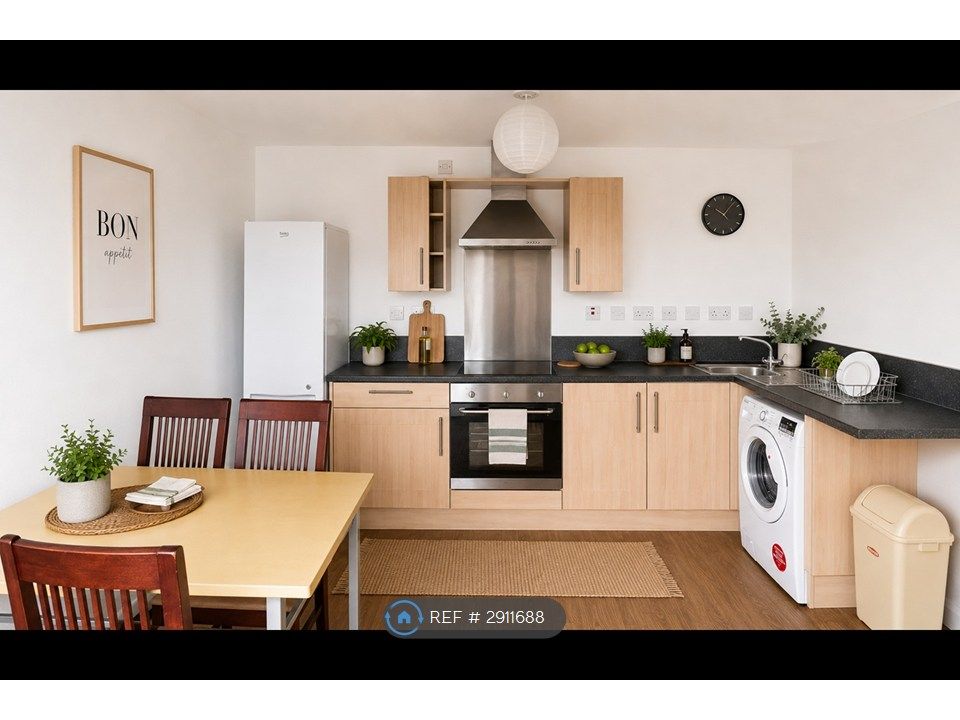 Property photo 2 of 8 Kitchen 1