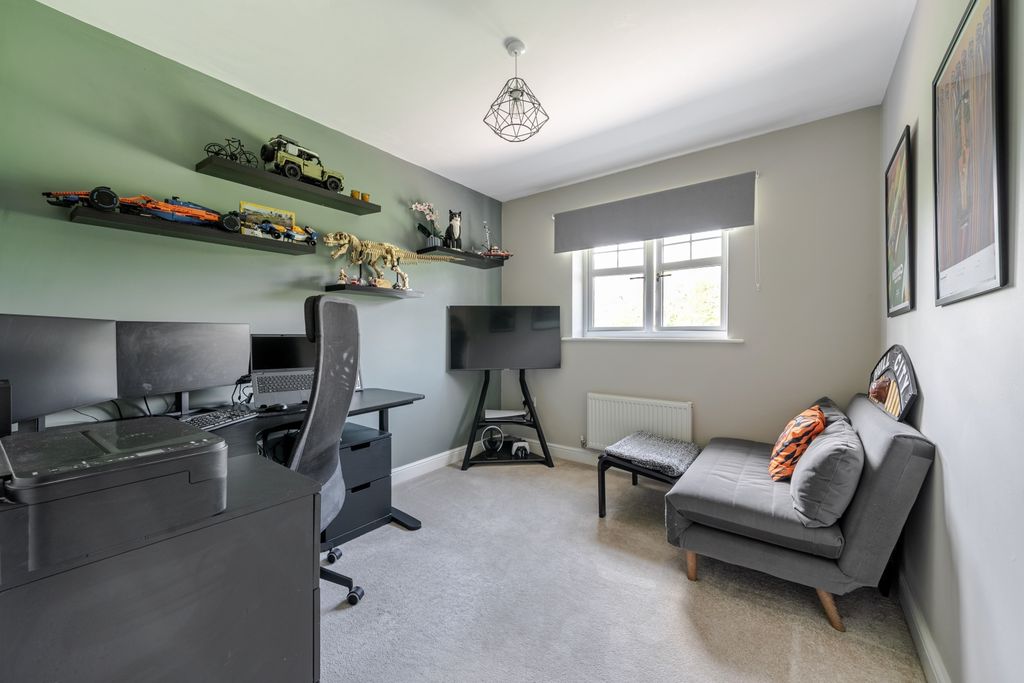 Additional image 22 of 4 bed town house for saleSt. Martins Field, Otley LS21