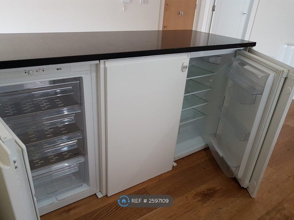Property photo 3 of 11 Fridge And Freezer