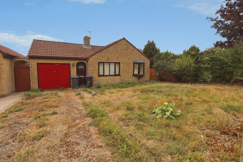 Property photo 1 of 12