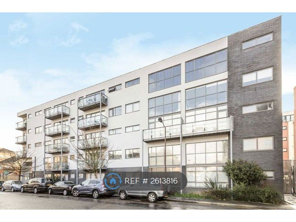 Property photo 2 of 13