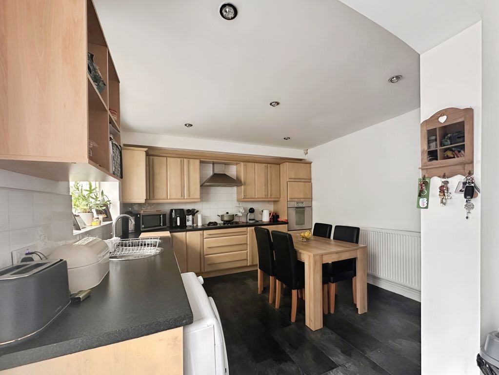 Property photo 3 of 16 Kitchen/Diner