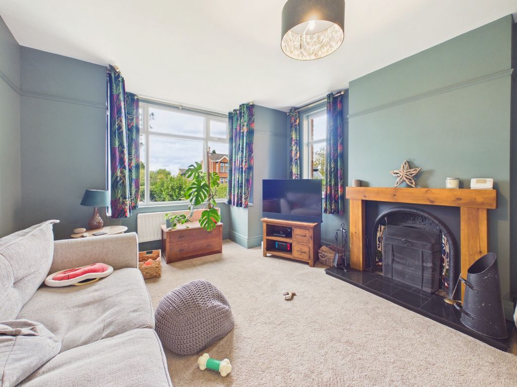 Property photo 2 of 18 5362493