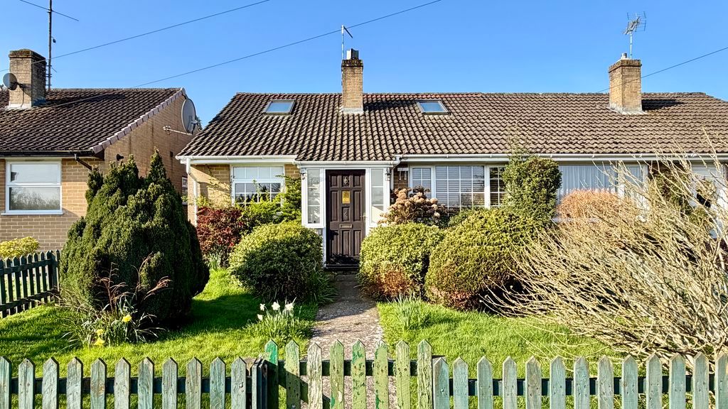 Property photo 1 of 11 Front Aspect