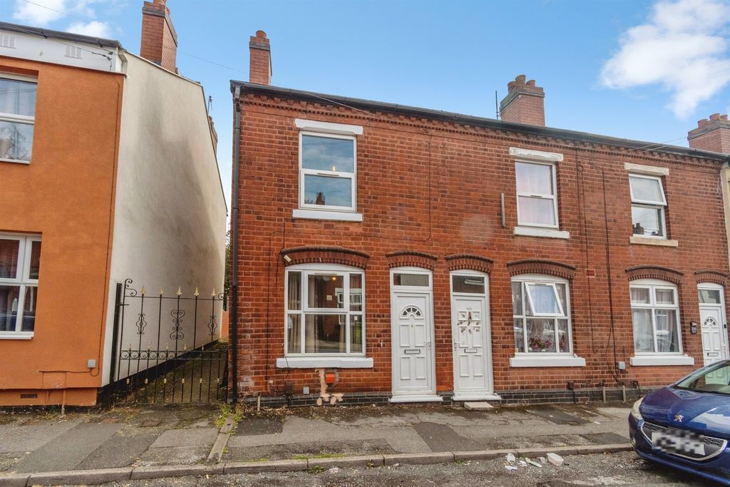 Property photo 1 of 12