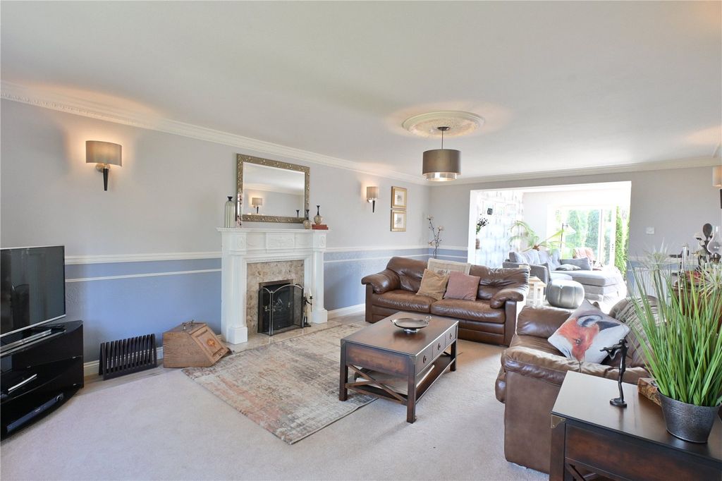 Property photo 3 of 25 Picture No. 27