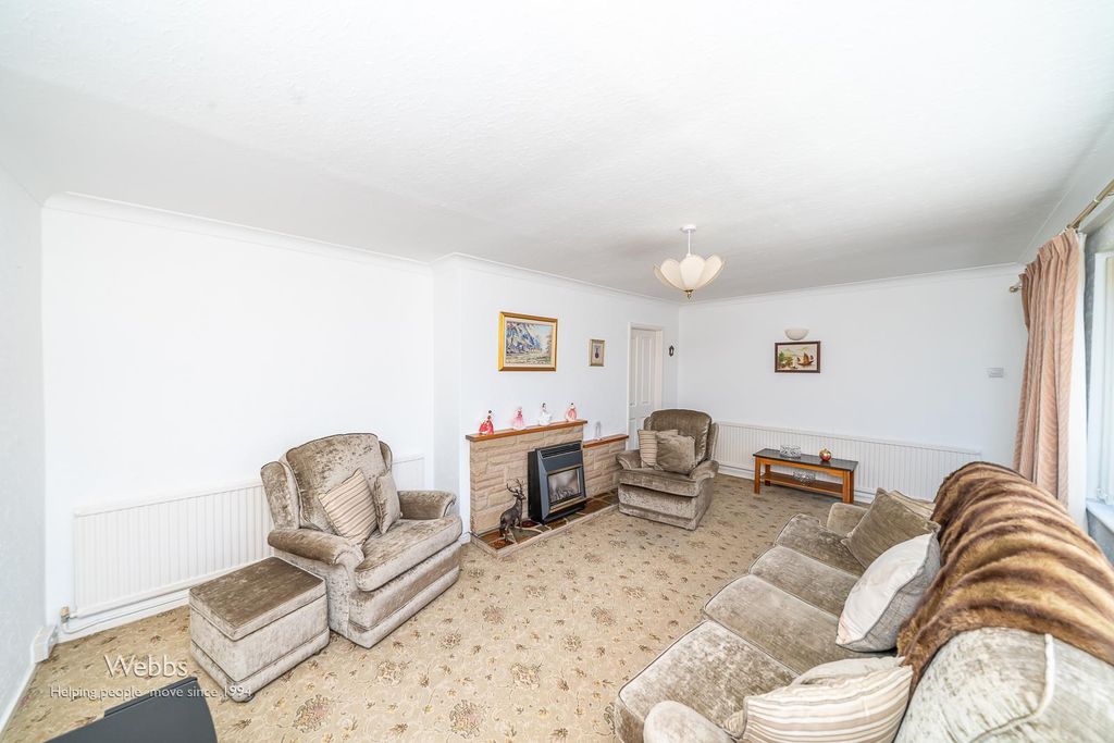 Property photo 2 of 22 Â© Webbs Estate Agents Â© (41 Of 151).Jpg