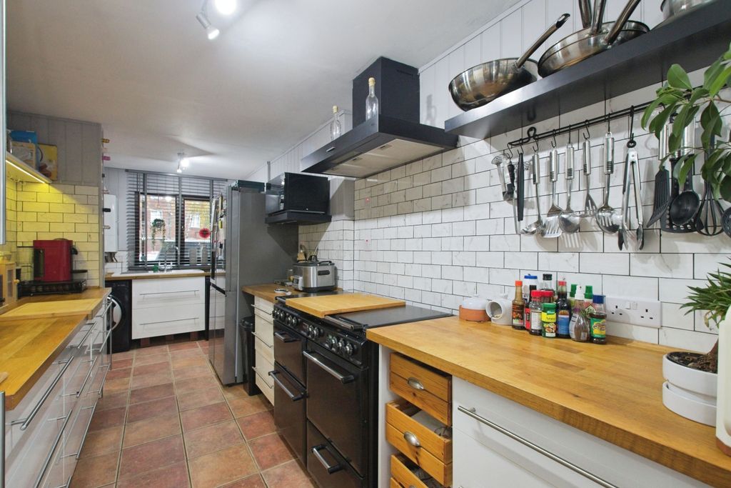 Property photo 2 of 20 Img_4776