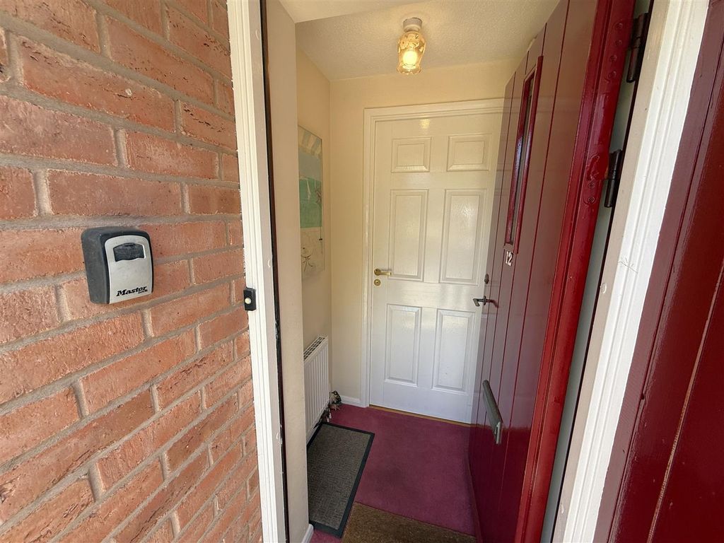 Property photo 3 of 17 Entrance.Jpg