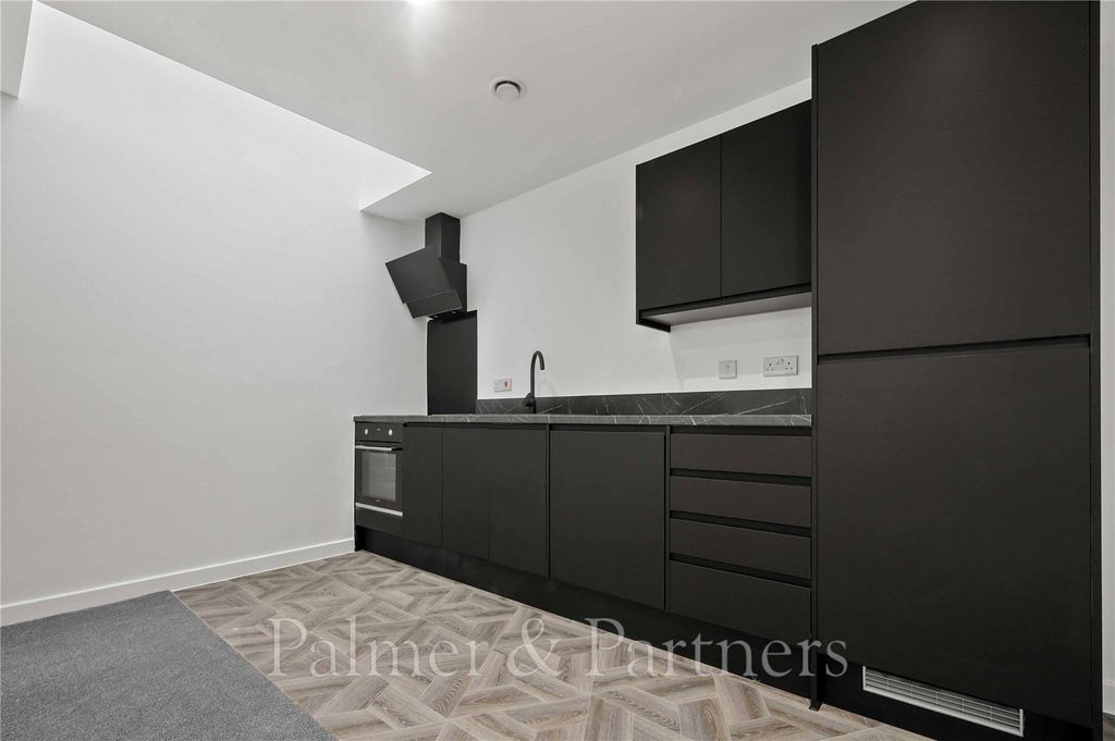 Property photo 1 of 7 Picture No. 15