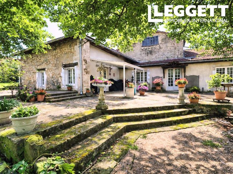 Property photo 1 of 10