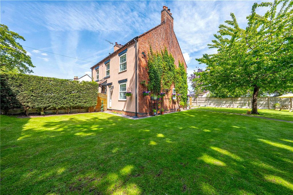 Property photo 1 of 32 Picture No. 50