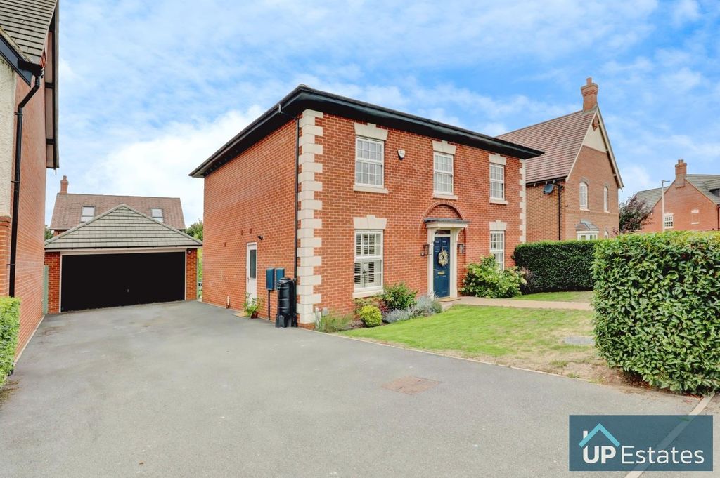 Property photo 1 of 26 Front Aspect