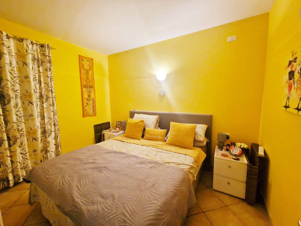 Property photo 3 of 15 Double Bedroom