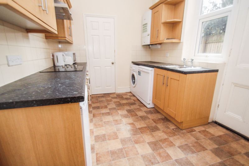 Property photo 2 of 10 Photo 12