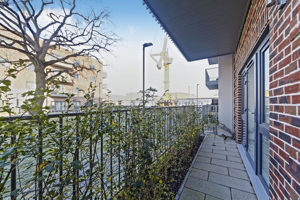 Property photo 1 of 12 Terrace