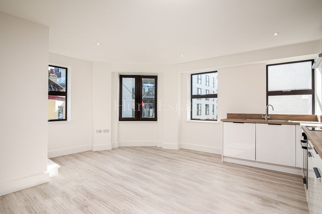 Property photo 2 of 12 Not Specified