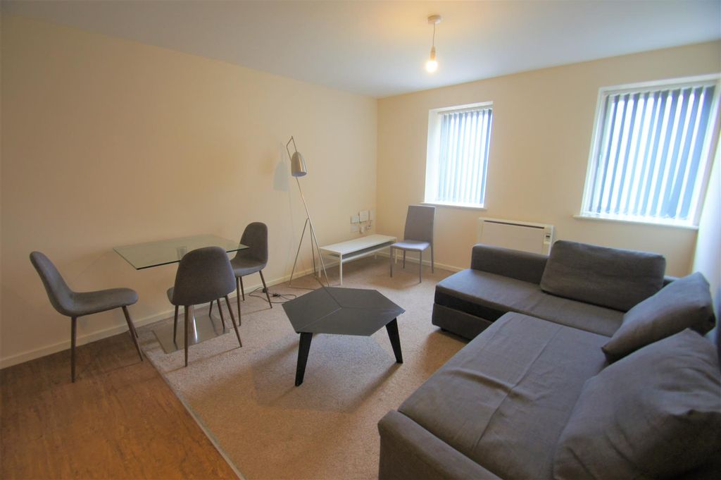 Property photo 2 of 7