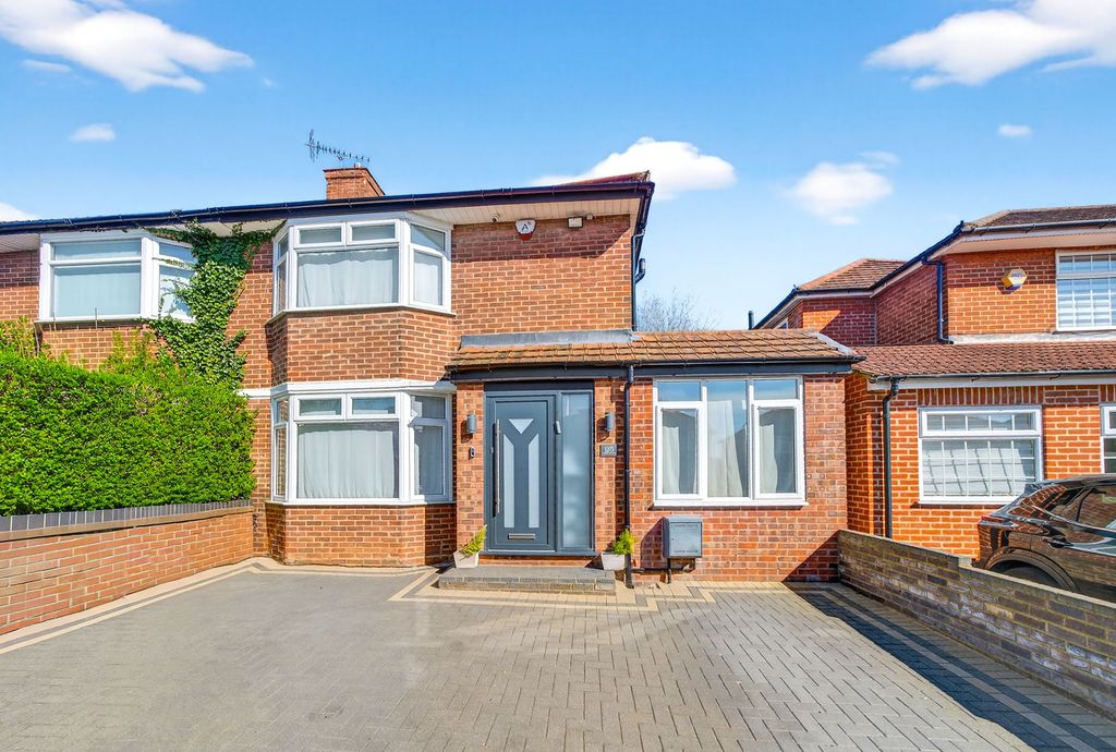 Property photo 1 of 18 Front