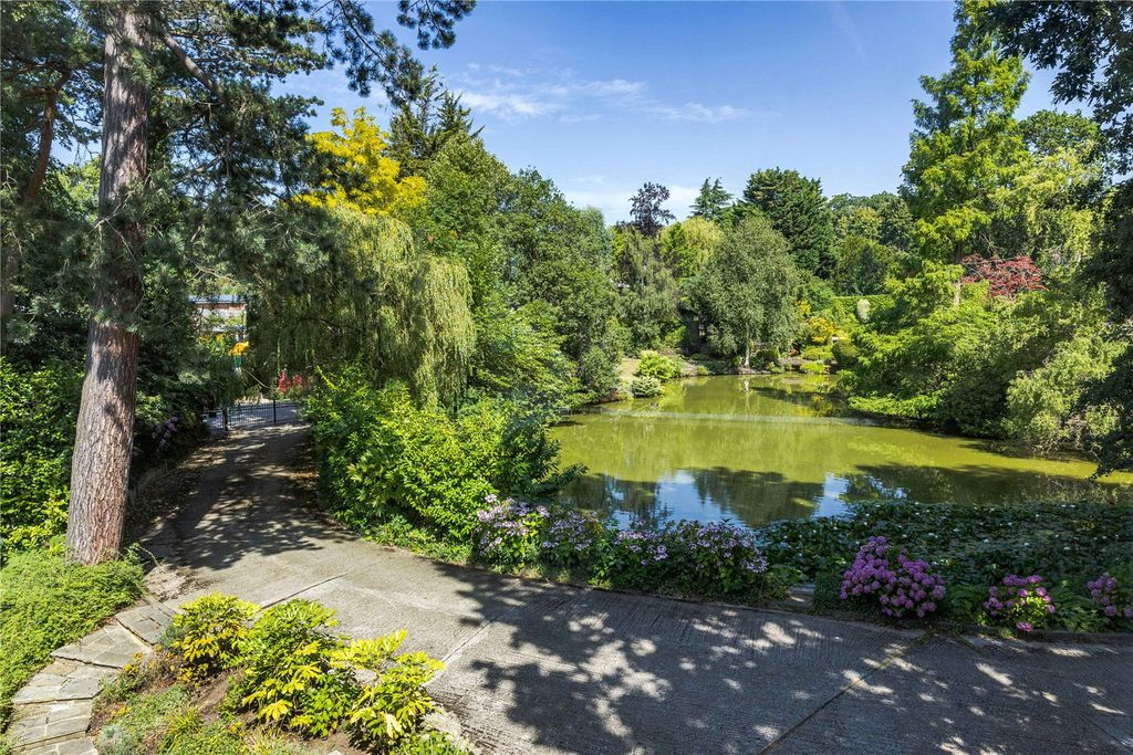 Property photo 2 of 22 Communal Lake