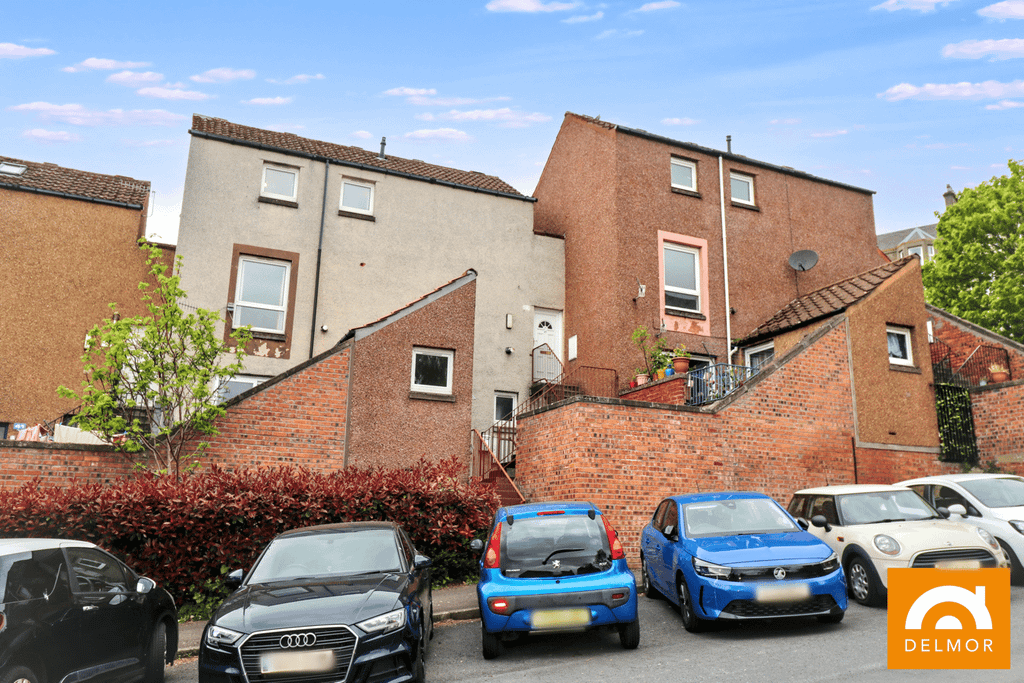 Property photo 2 of 13