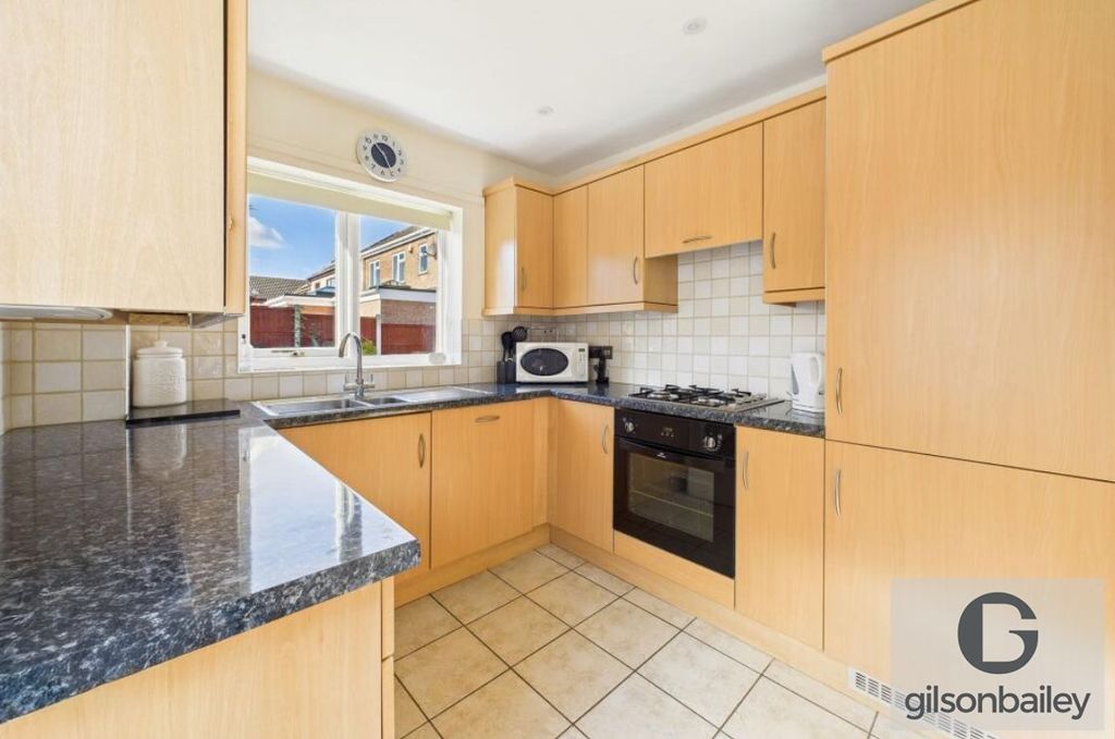 Property photo 2 of 20 3