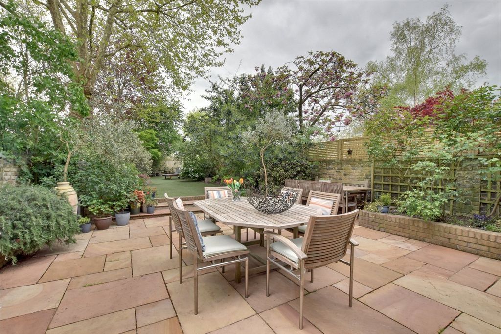 Property photo 2 of 51 Picture No. 13