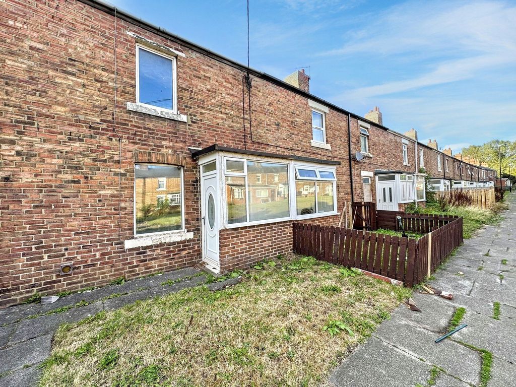Property photo 1 of 8