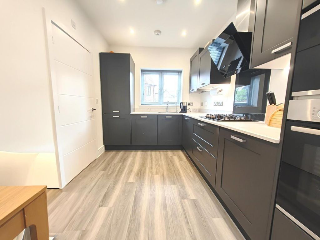 Property photo 3 of 15 1000005001.Jpg