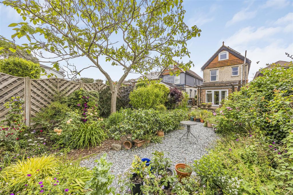 Property photo 1 of 17 9 Victoria Road, Emsworth-Porticomarketing-Nexa-33