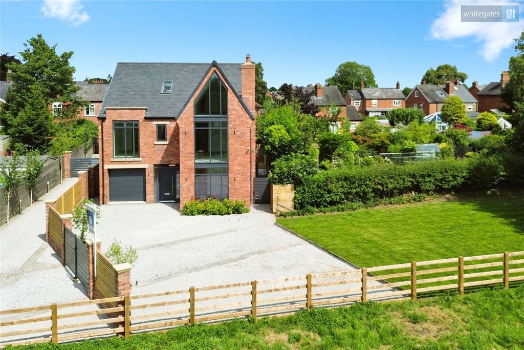 Property photo 3 of 30 Picture No. 97