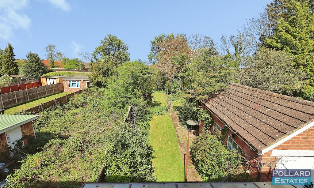 Property photo 2 of 17 Pbox-Img.Jpg