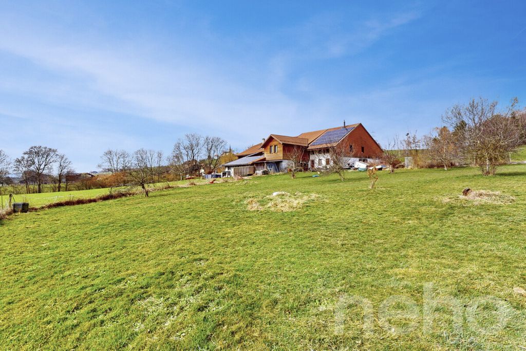 Property photo 2 of 12