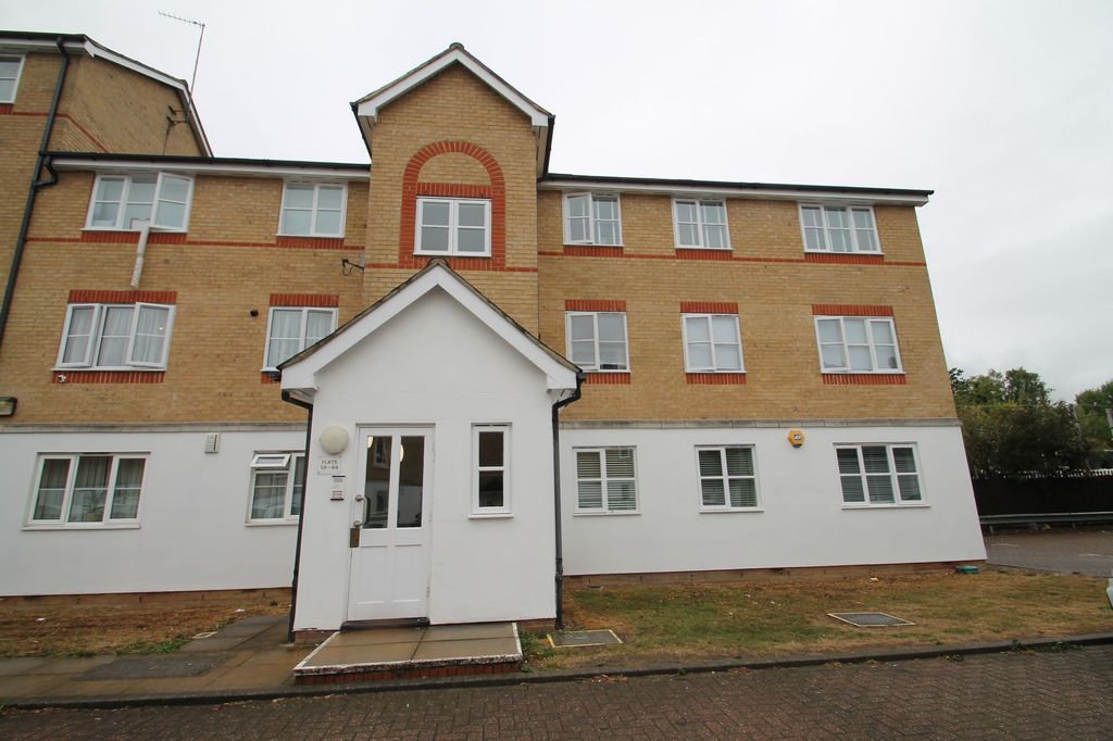 Property photo 1 of 15