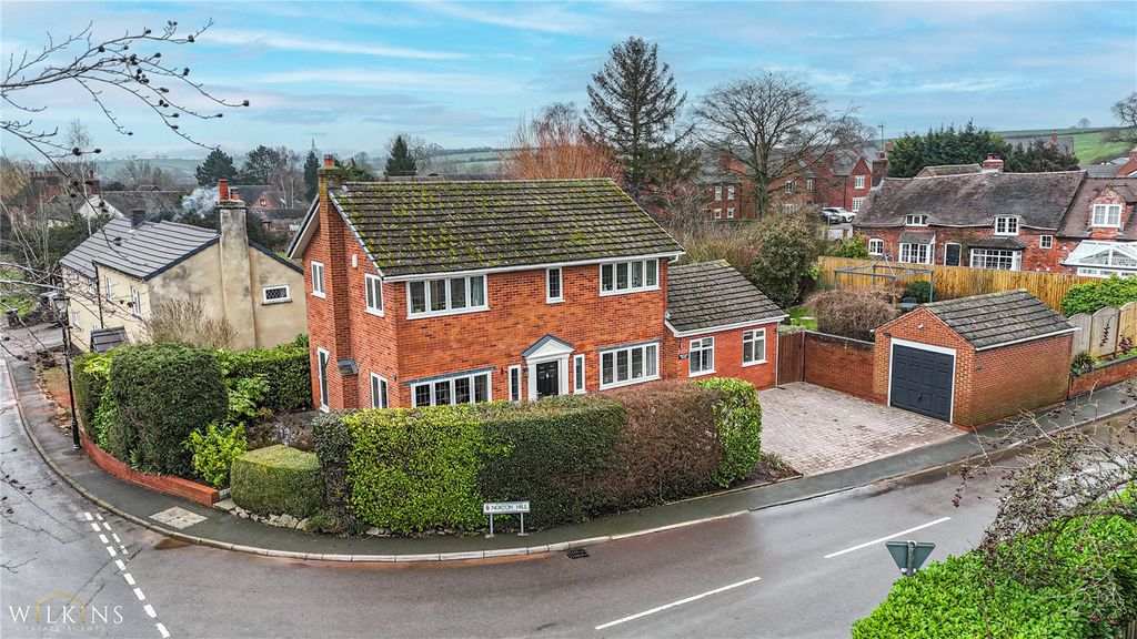 Property photo 1 of 44 Picture No. 31