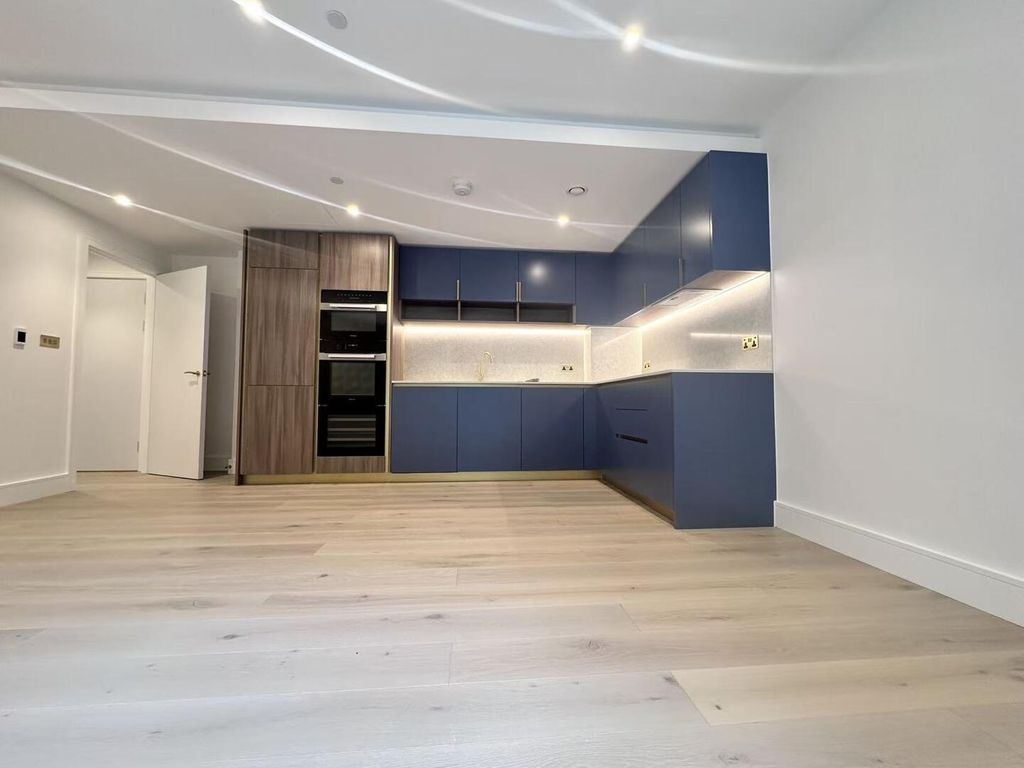 Property photo 1 of 14 Kitchen