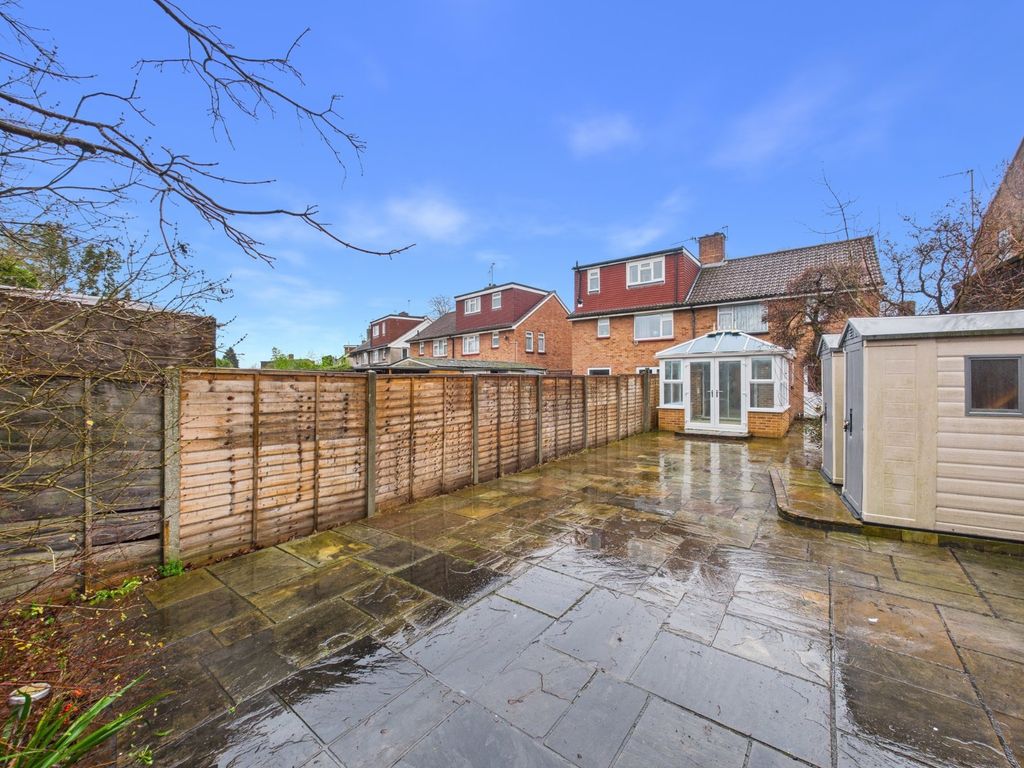 Property photo 3 of 16 Picture No. 23