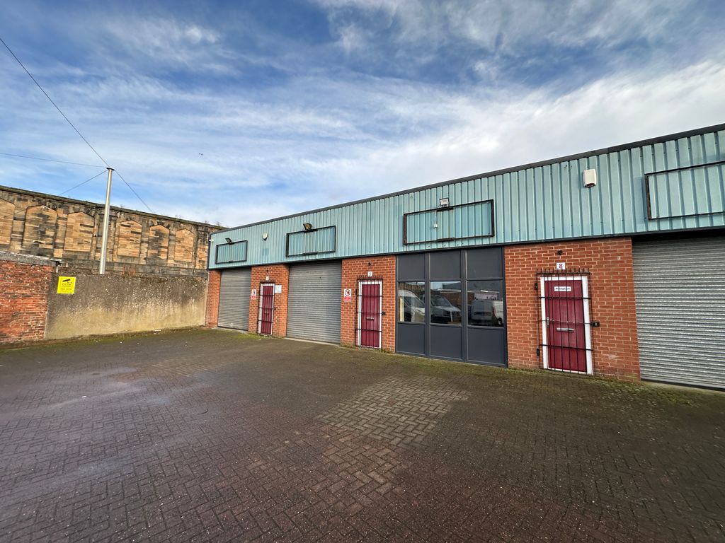 Property photo 2 of 6