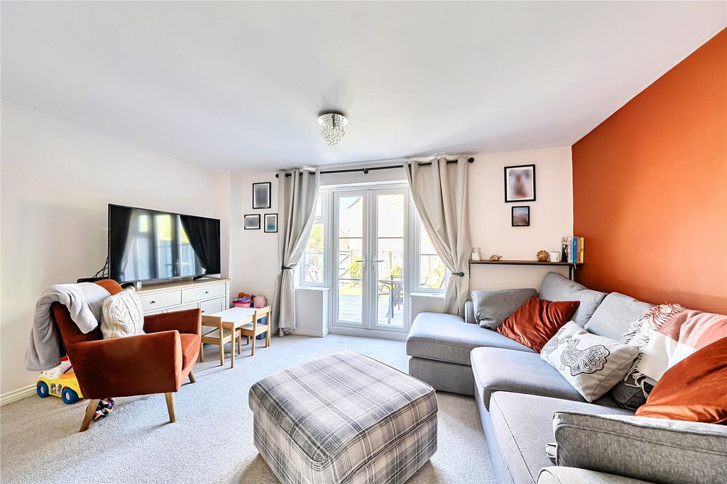 Property photo 2 of 23 Picture No. 06