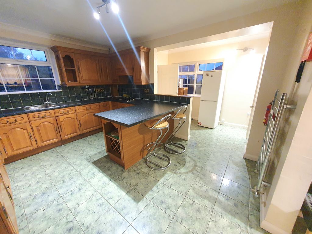 Property photo 2 of 25 Image