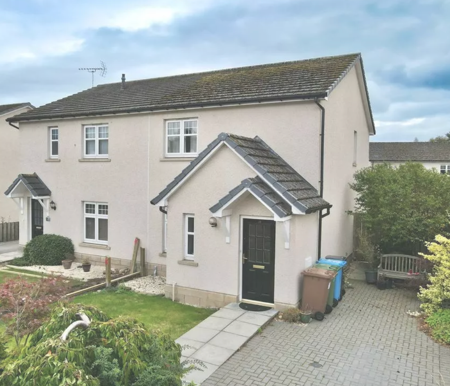 Property photo 1 of 16