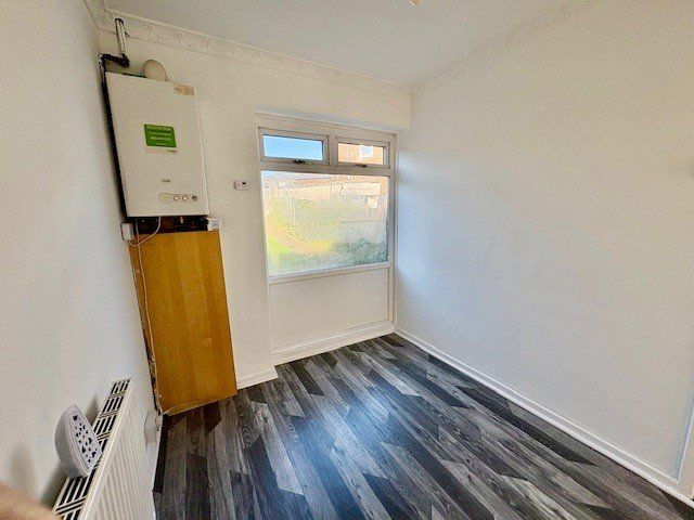 Property photo 3 of 9 Picture No. 16