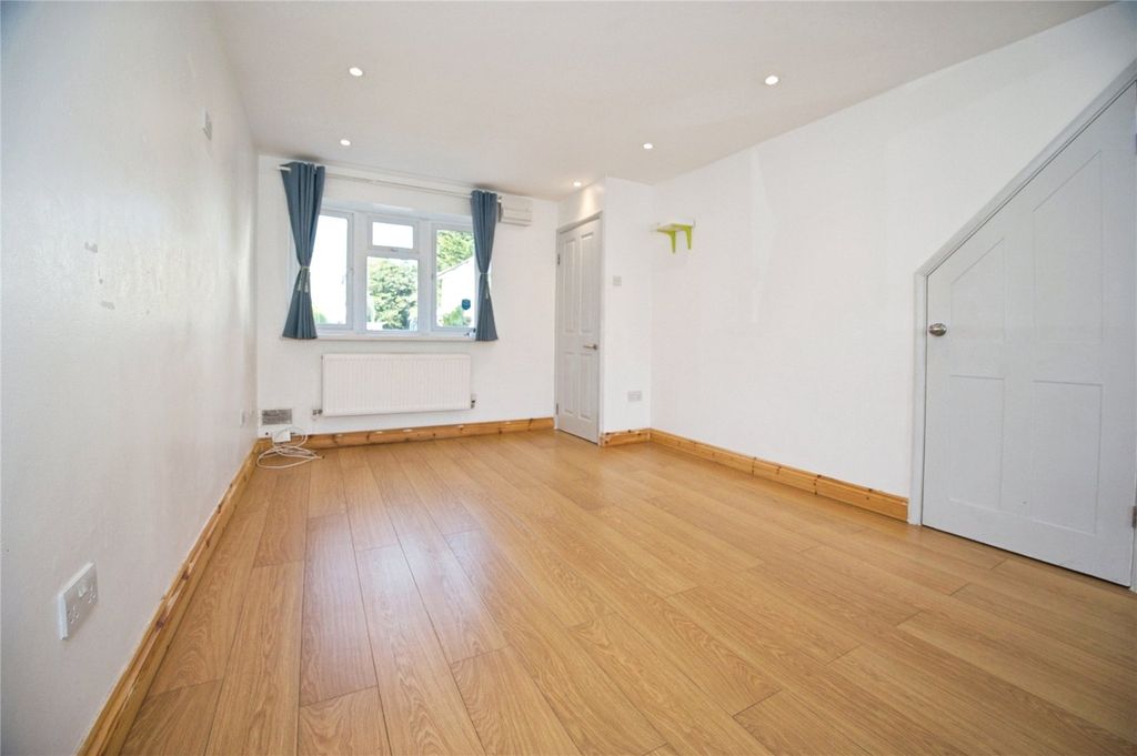 Property photo 3 of 25 Picture No. 58