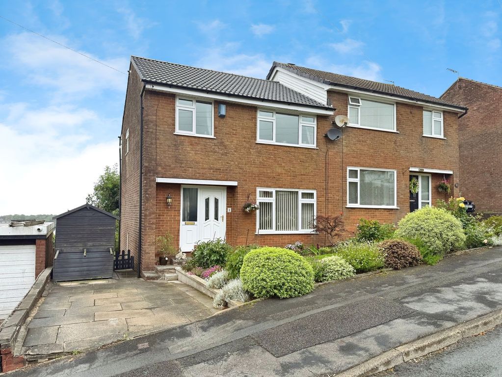 Property photo 1 of 33