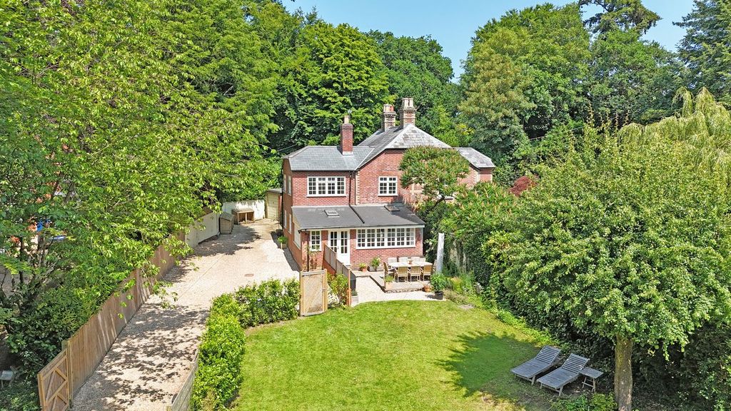 Property photo 1 of 15